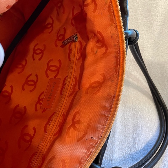 ❌❌❌SOLD❌ ❌ ❌💕HOST PICK💕CHANEL,Cambron Quilted Calf Tote - Picture 14 of 17